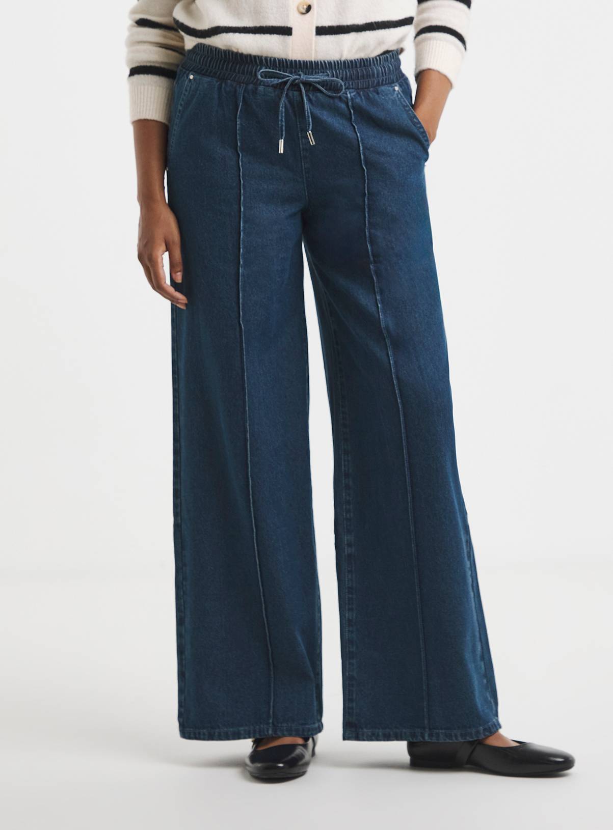 SIMPLY BE Pintuck Wide Leg Jogger Jeans 12 - Image 1